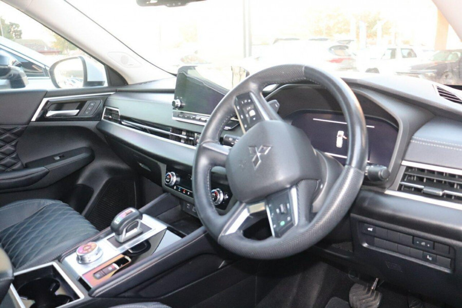 2022 Mitsubishi Outlander ZM Exceed Tourer SUV Image 20