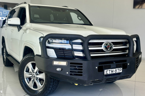 2022 Toyota LandCruiser FJA300R VX SUV Image 1