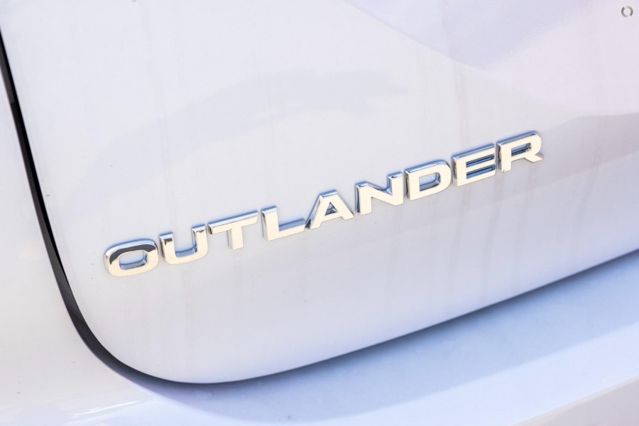 2025 MY24 Mitsubishi Outlander ZM Aspire SUV Image 13