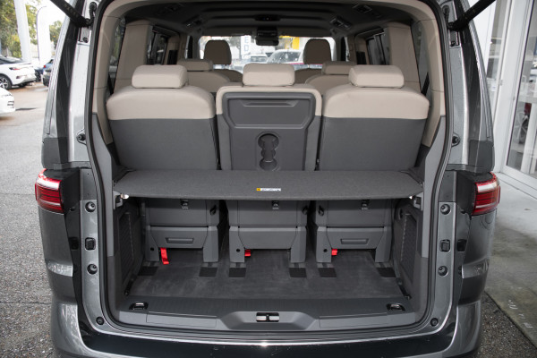 2025 MY26 Volkswagen Multivan T7 TDI360 Life LWB People Mover image 18