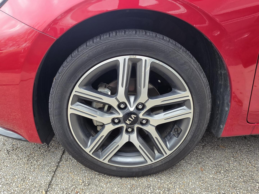 2020 MY1  Kia Cerato BD Sport+ Hatch Image 4