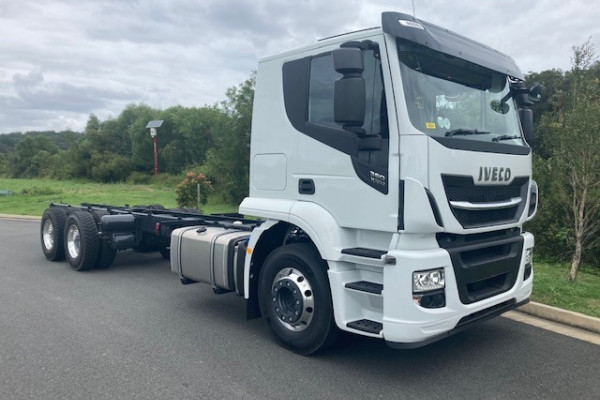 2022 Iveco Stralis X-Way 360 HP 6X4 Cab chassis