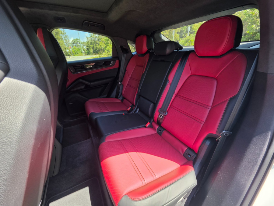 2024 Porsche Cayenne E3 II Tw.Turbo GTS Coupe Image 35