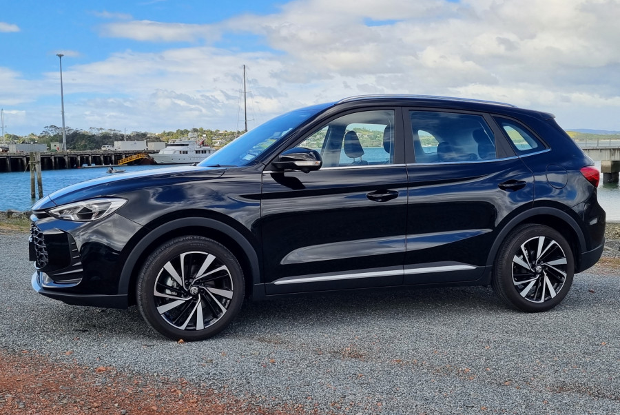 2024 MG ZS Essence 1.5P/Hybrid SUV Image 6