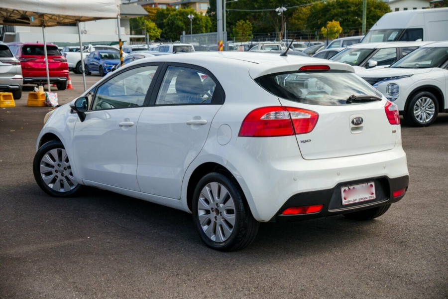 2012 MY13 Kia Rio UB Si Hatch Image 2