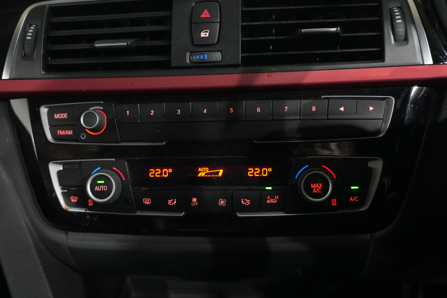 2018 BMW 3 Series 20d Sport Line Sedan Image 19