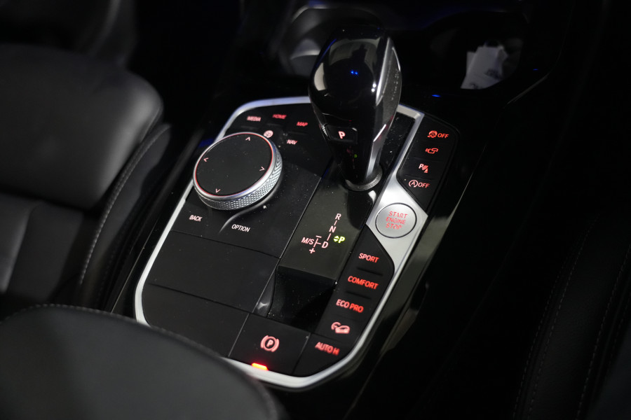 2022 BMW X4 xDrive30i M Sport SUV Image 17