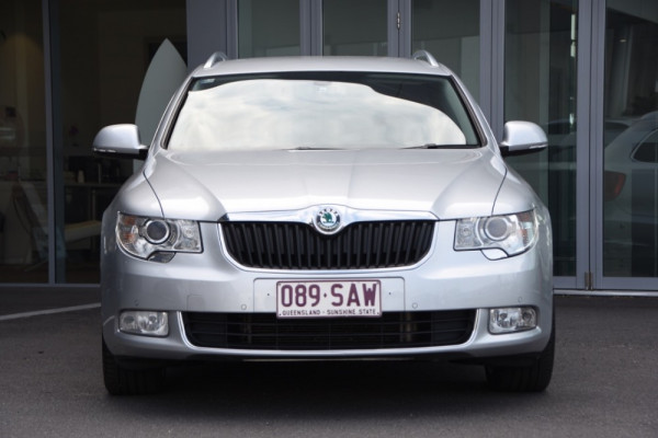 2011 Skoda Superb 3T MY11 Ambition Wagon Image 2