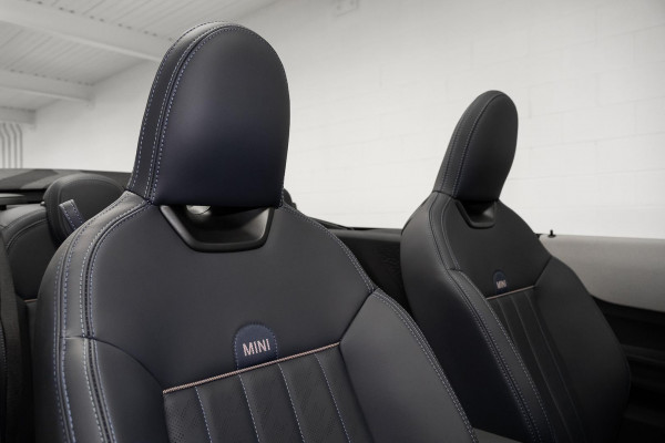 2025 MINI Cooper F67 S Favoured Convertible image 9