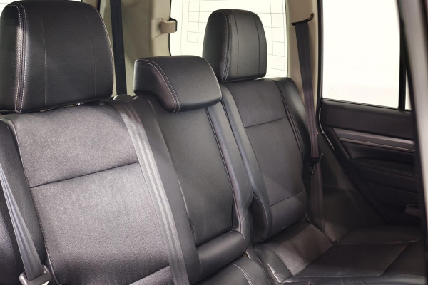 2020 Mitsubishi Pajero NX GLS SUV Image 30