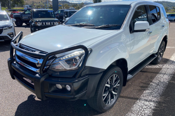 2019 Isuzu MU-X LS-U SUV Image 5