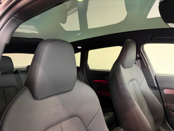 2025 Audi A5 B10  TFSI 200kW S line Wagon image 13