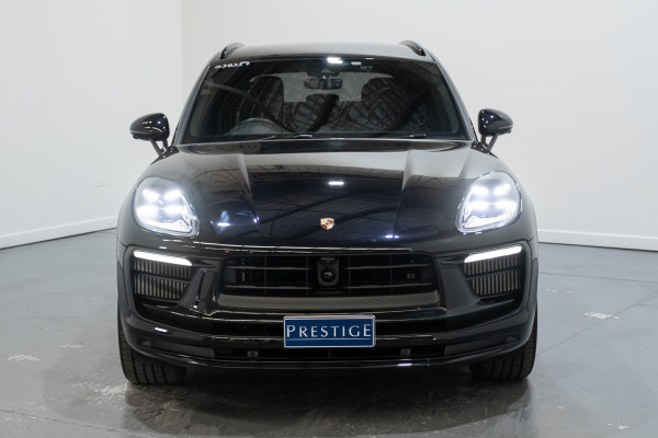 2022 Porsche Macan S SUV Image 7
