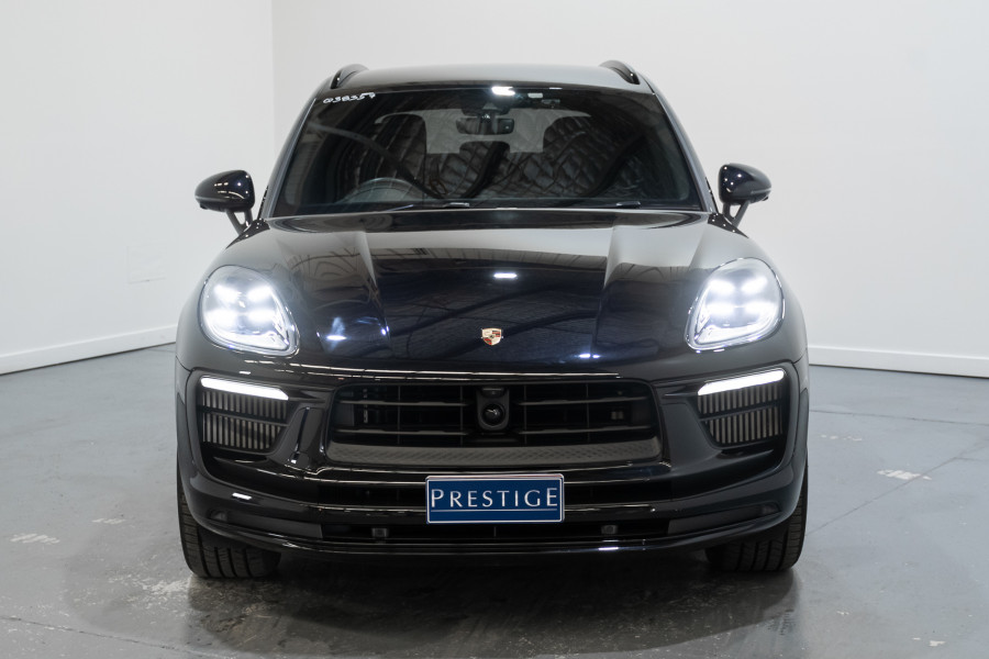 2022 Porsche Macan S SUV Image 7