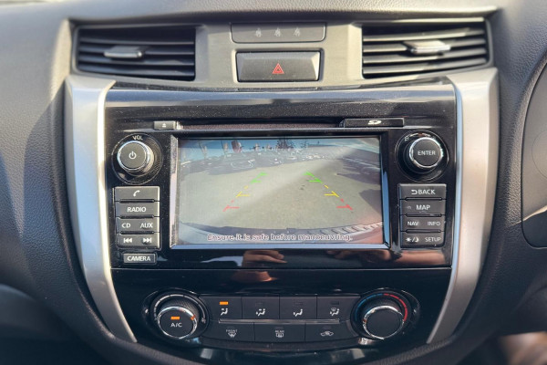 2018 Nissan Navara D23 Series 3 ST Dual Cab Pickup Image 22