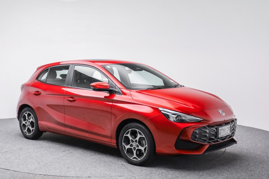 2024 MG MG3 Essence Hatch Image 1