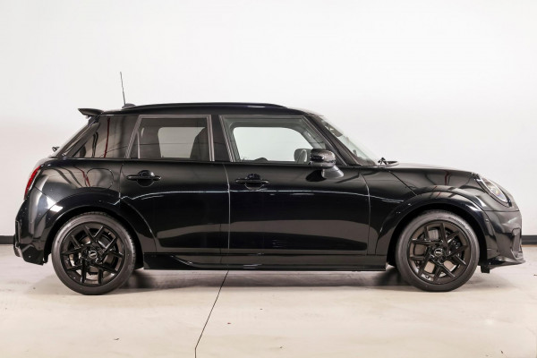 2025 MINI Cooper F65 S JCW Sport Hatch image 2