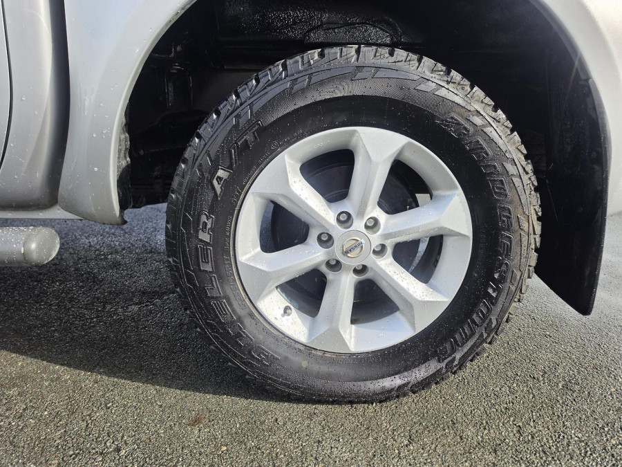 2010 Nissan Navara D40 ST-X Ute Image 11