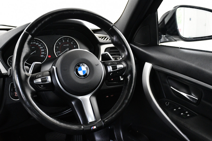 2014 BMW 3 Series F30 MY1114 328i Sedan Image 9