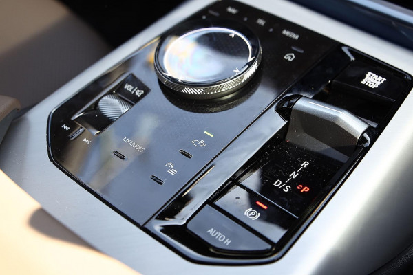 2026 BMW X3 G45 20 xDrive SUV image 15