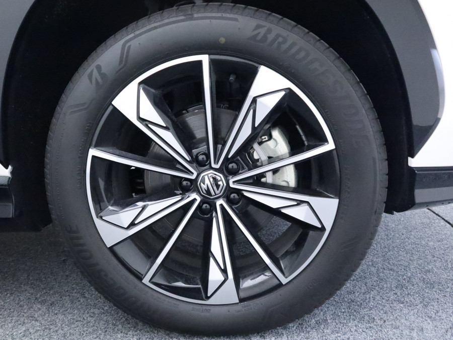 2026 MY25 MG HS AS33 Excite SUV Image 3