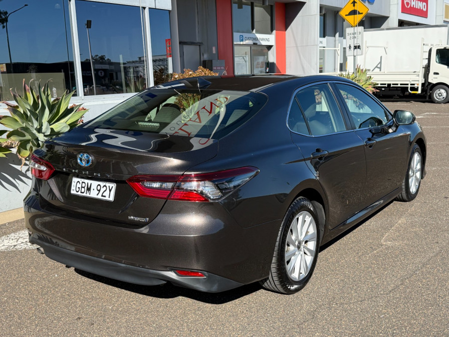 2022 Toyota Camry Hybrid AXVH70R Ascent Sedan Image 3