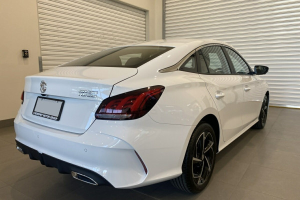 2024 MG MG5 AP32 Essence Sedan