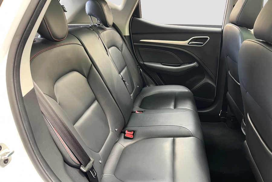 2021 MG ZS Essence SUV Image 16