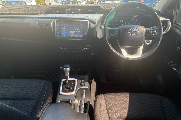 2019 Toyota HiLux  SR5 Dual Cab Ute Image 15