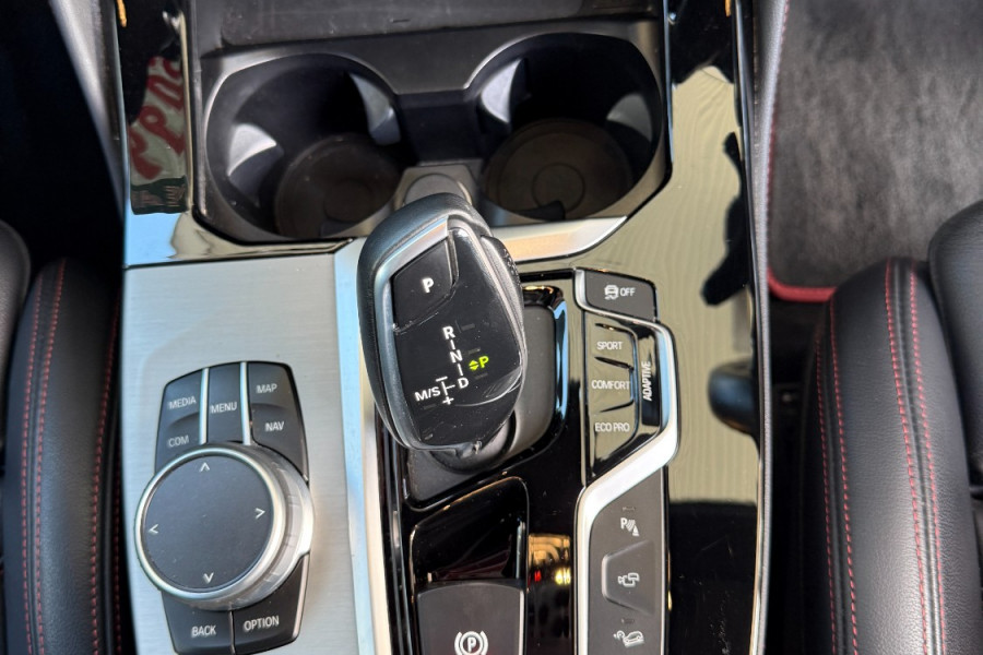 2019 BMW X4 G02 xDrive30i M Sport SUV Image 9