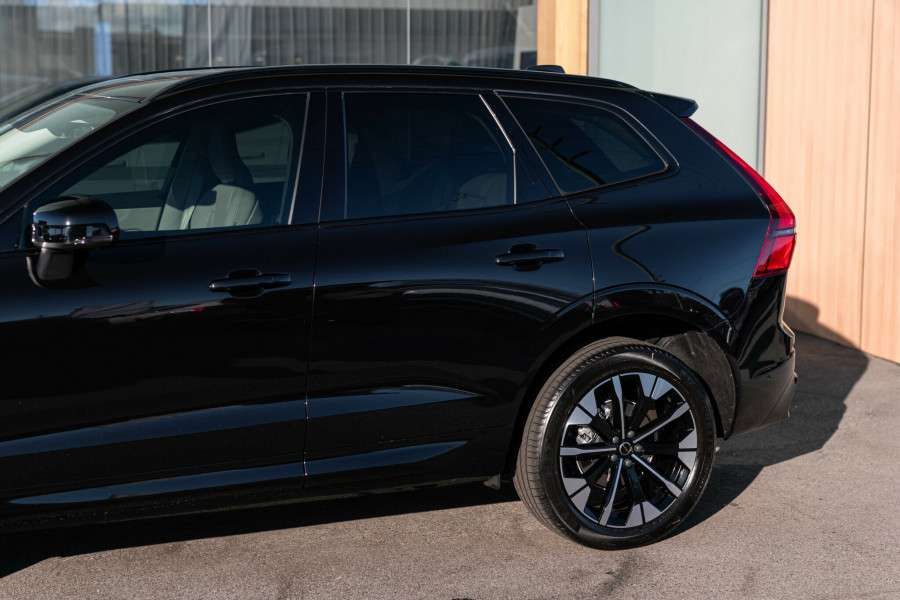 2026 Volvo XC60 UZ Ultra B5 Dark SUV Image 18