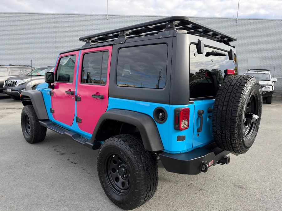 2017 Jeep Wrangler JK Sport SUV Image 11