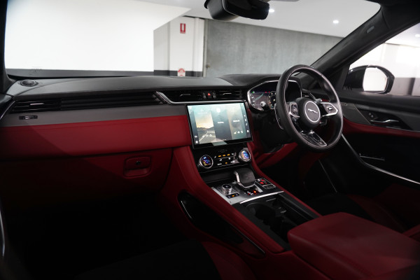 2021 Jaguar F-pace SVR SUV Image 23