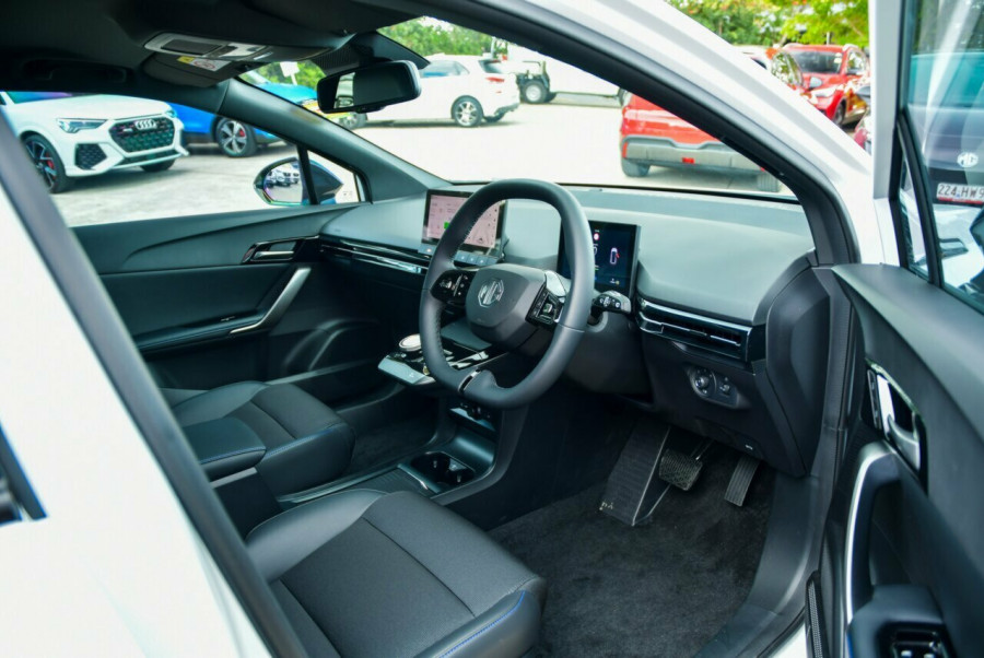 2024 MG MG4 MEH32 Essence 64 Hatch Image 14