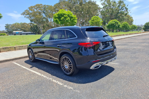 2024 Mercedes-Benz Mb Cclass GLC300 Wagon Image 5