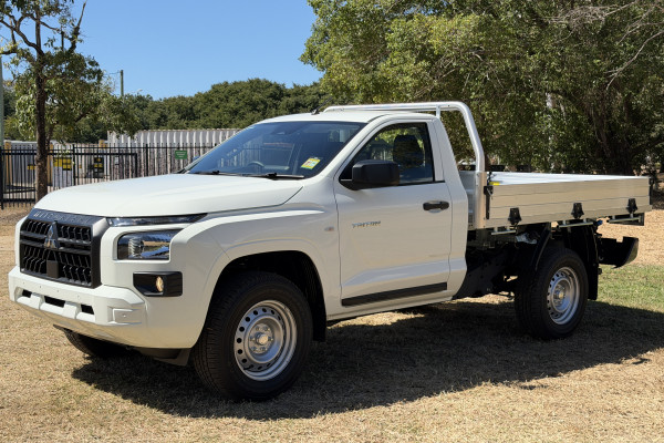 2026 Mitsubishi Triton MV  GLX Cab Chassis Image 3