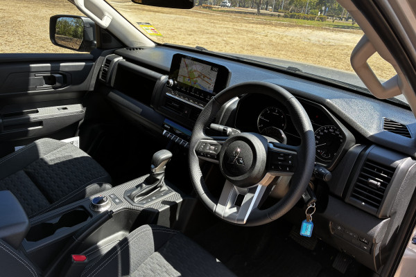 2025 Mitsubishi Triton MV GLX-R Ute Image 12