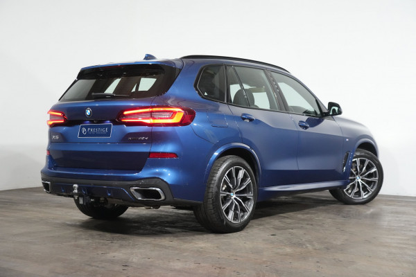 2022 BMW X5 xDrive30d SUV image 7