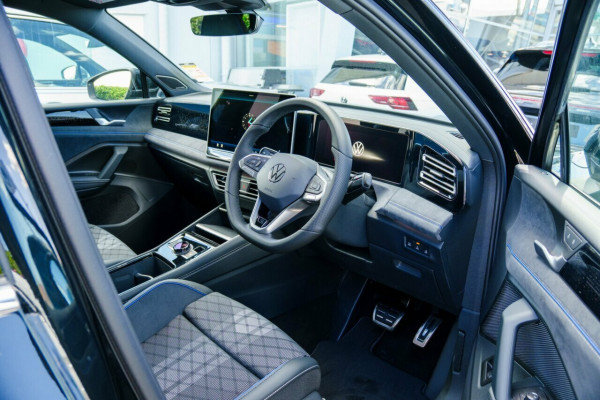 2026 Volkswagen Tiguan CT 150TSI R-Line SUV Image 13