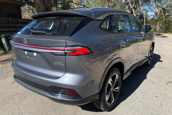 2025 MG HS AS33 Hybrid+ Excite SUV Image 3