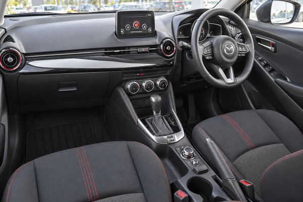 2026 Mazda 2 DJ Series G15 Evolve Hatch Image 13