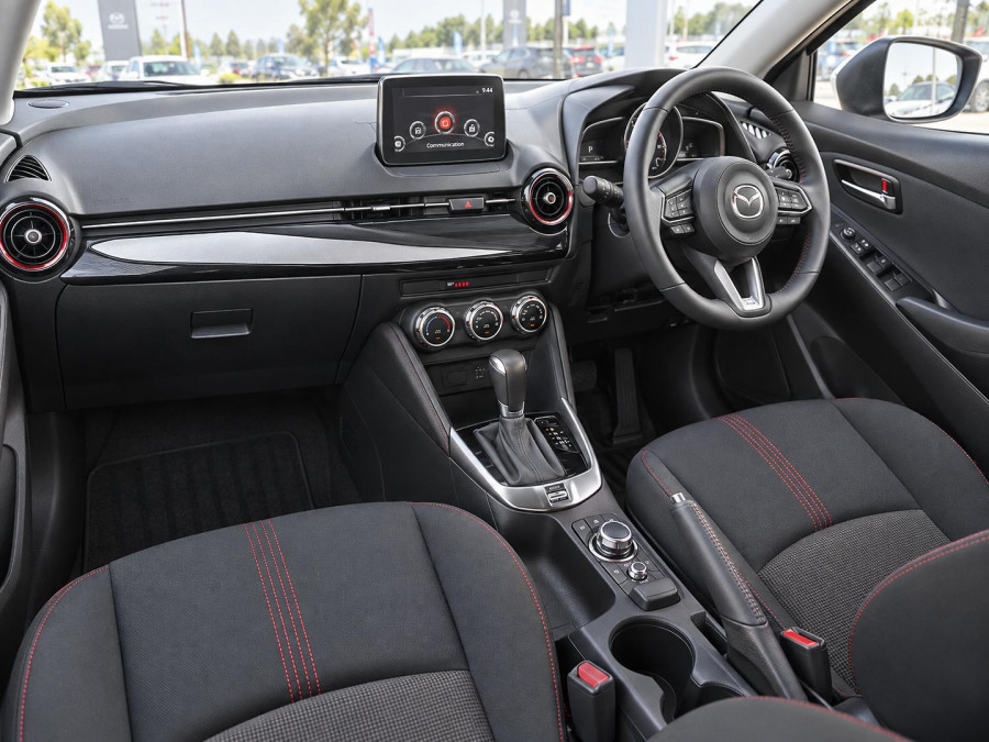 2026 Mazda 2 DJ Series G15 Evolve Hatch Image 13