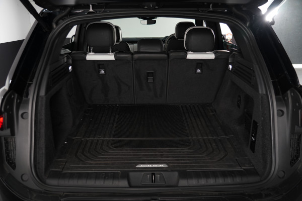 2023 Land Rover Range Rover Sport Sport D300 Se Dynamic (221kw) SUV Image 21