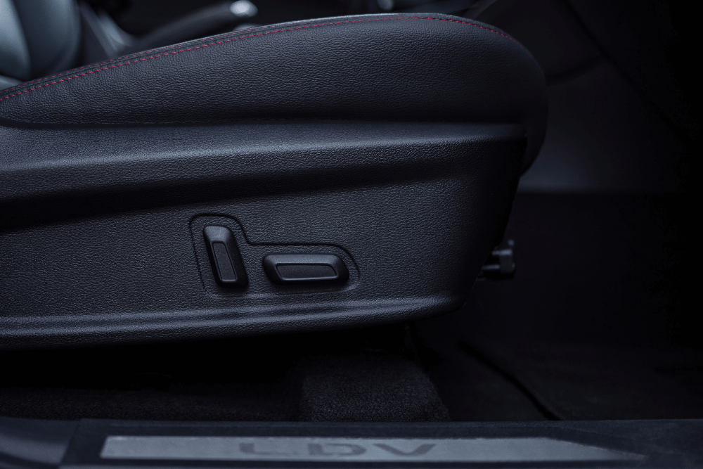 6-WAY ELECTRIC SEAT ADJUSTMENT Image