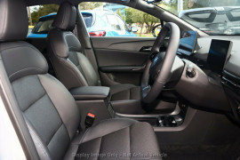 2024 MG MG4 MEH32 Essence 64 Hatch