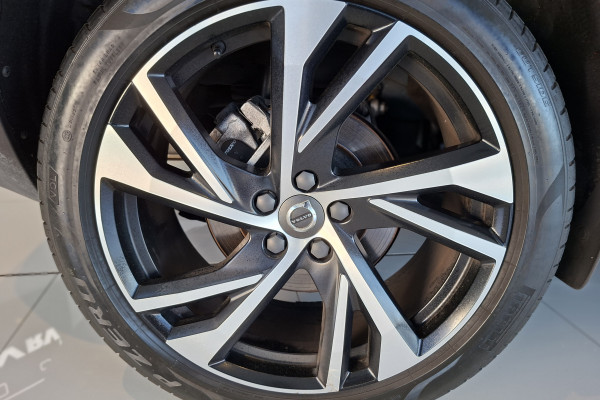 2018 MY19 Volvo XC40 XZ T5 R-Design SUV Image 29