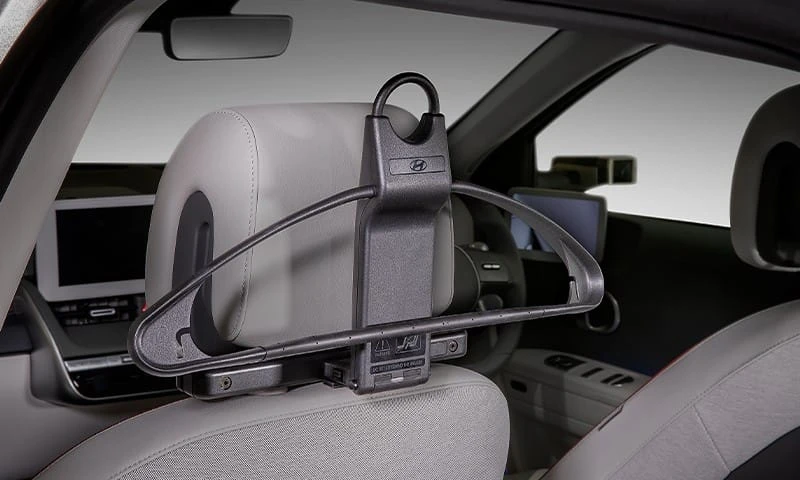 Seat business suit hanger