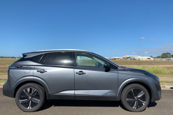 2025 Nissan QASHQAI J12 Ti e-POWER SUV Image 2