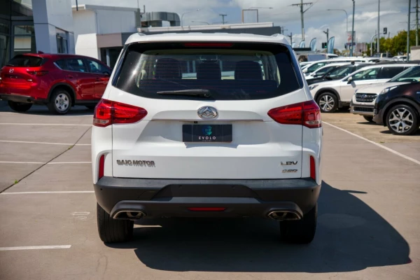2021 LDV D90 SV9A Executive SUV Image 3