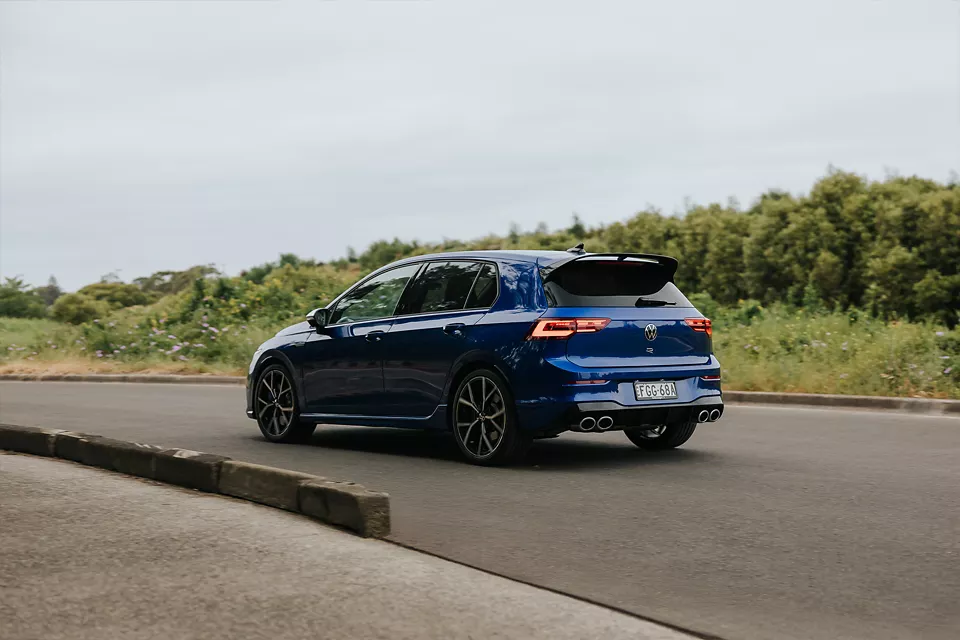 Precision handling, maximum agility Vehicle Dynamics Manager Image